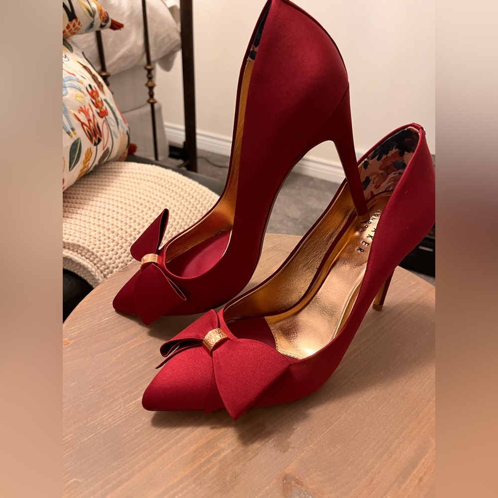 Ted Baker Pumps